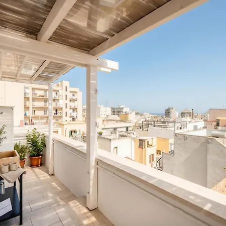 Terrazza San Martino Private Terrace Apartmanhotel 3*